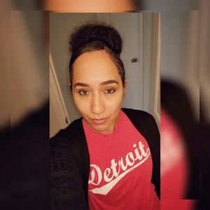 Meet your Posher, Ravïñ